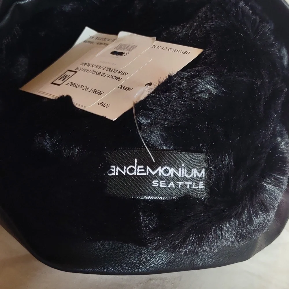 Pandemonium Beret, Reversible - Luxury Faux Fur in Smoky Essence With Black